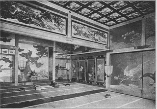 Illustration for article titled Beautiful Pieces of the 1893 World's Fair Discovered In Storage In Chicago